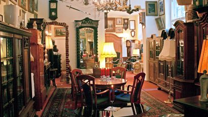 Kaufmuseum Weißensee – Innenansicht mit Nachlassmöbeln